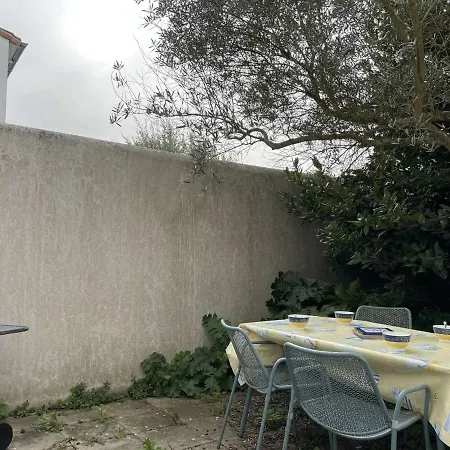 2 Avec Terrasse, 4 Personnes, - Fr-1-246c-21 * Saint-Martin-de-Ré
